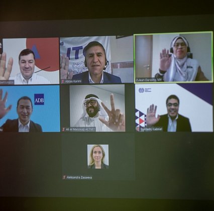 International online-session in Yuzhno-Sakhalinsk