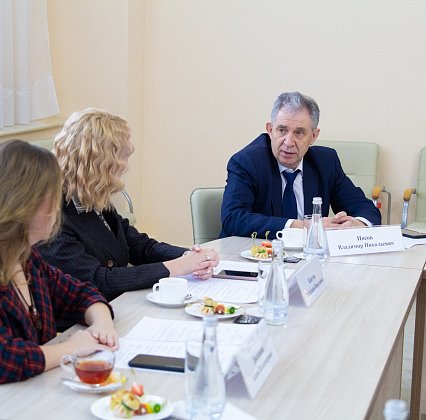 Бизнес-завтрак с представителями консульств в Южно-Сахалинске